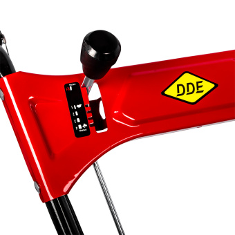 Снегоуборщик бензиновый DDE ST6561, 6,5 л.с., ширина захвата 61 см